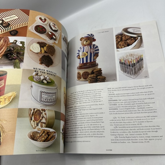 Neiman Marcus The Christmas Book 1997 Illustrated Paperback Catalog - Picture 10 of 10